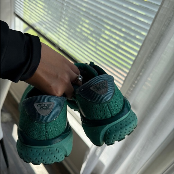 brooks 20 adrenaline green 10 - Picture 4 of 7